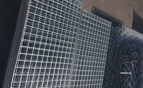 钢格栅盖板.jpg 钢格栅盖板.jpg