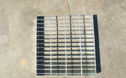 镀锌钢格栅厂家.jpg 镀锌钢格栅厂家.jpg