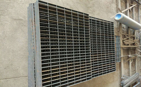 钢格栅盖板.jpg 钢格栅盖板.jpg