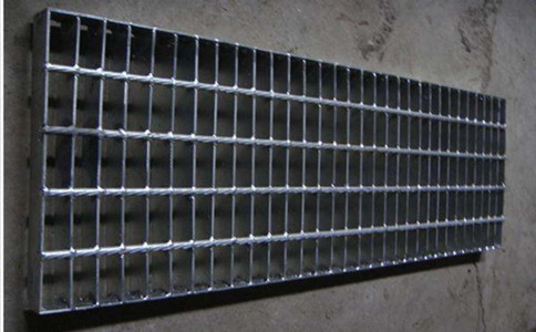 钢格栅沟盖板.jpg 钢格栅沟盖板.jpg