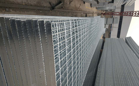 钢格栅生产厂家.jpg 钢格栅生产厂家.jpg